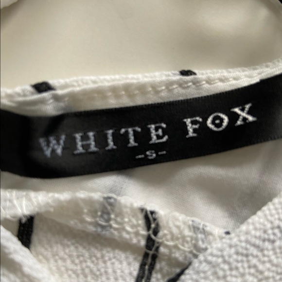 White Fox Boutique Romper - Picture 4 of 4